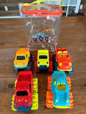 Kids Clear Carry Bag with 5 Colorful Track-Wheel Toy Cars